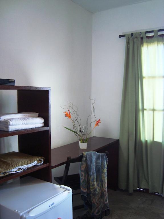 Pousada Na Beira Do Mar Baia da Traicao Habitación foto